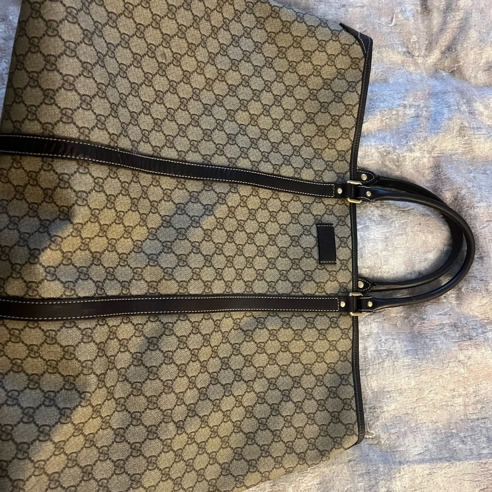 Gucci Brown Monogram Travel Bag - Picture 3 of 5